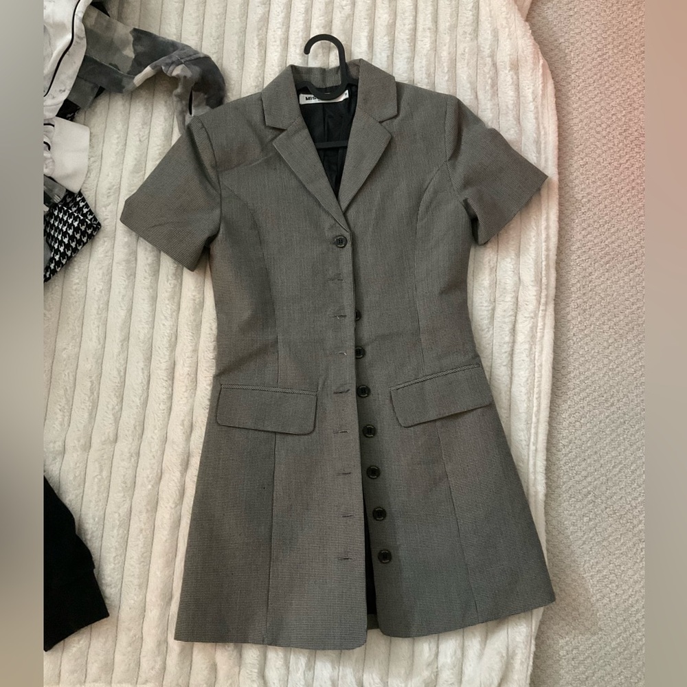 woman dress mini